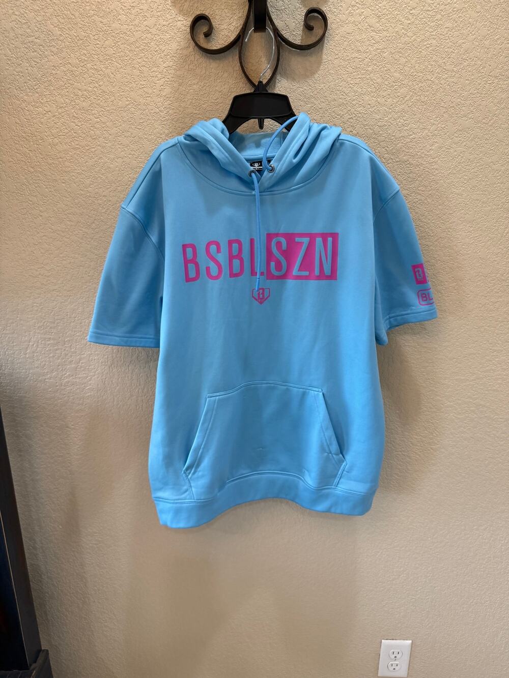 Bl101  Apparel Performance Short Sleeve Hoodie – Adult Medium
